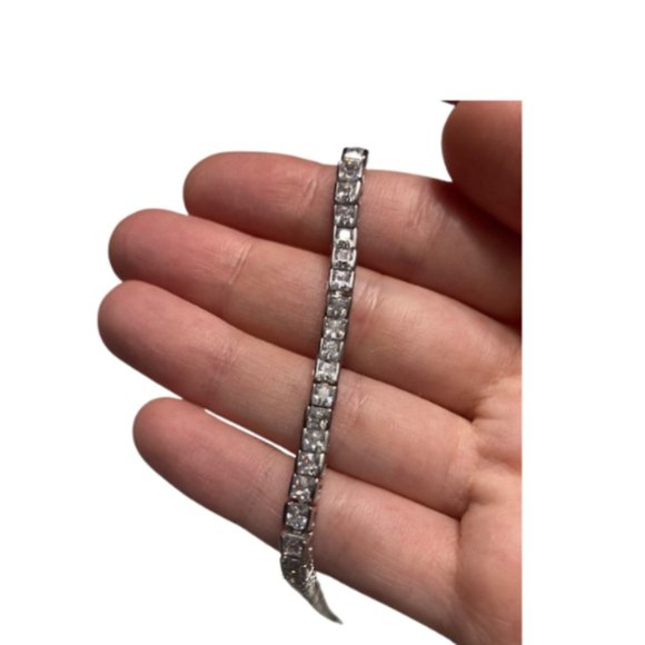 Cubic Zirconia Tennis Bracelet - 925 Sterling Silver - Picture 3 of 4